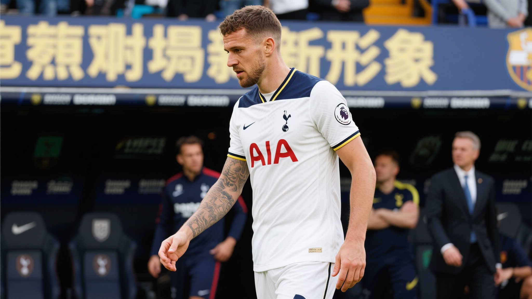 利物浦迎新神锋:1.4亿签约,1.35亿旧将告别! 相比让人激动不已的新面孔登场,更令人唏嘘的是这一次